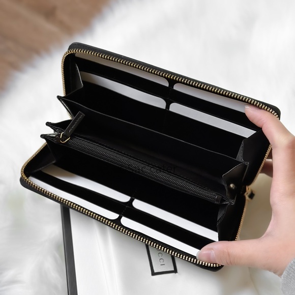 THIS ITEM HAS BEEN SOLD - Picture 5 of 9